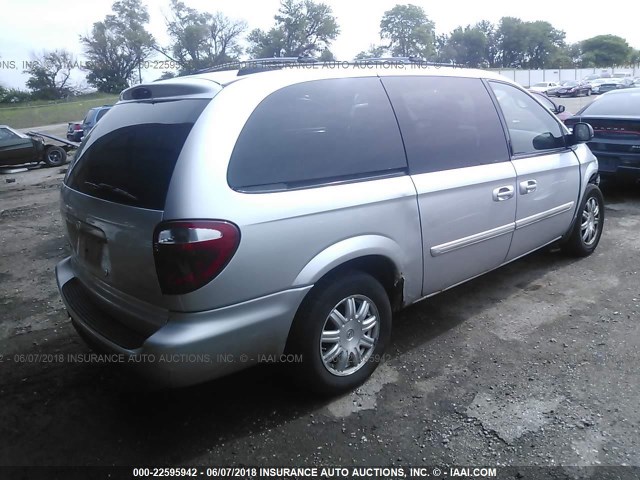 2C4GP54LX5R289056 - 2005 CHRYSLER TOWN & COUNTRY TOURING SILVER photo 4