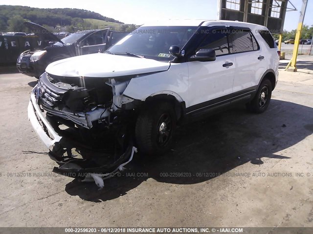 1FM5K8AR9GGC72765 - 2016 FORD EXPLORER POLICE INTERCEPTOR WHITE photo 2