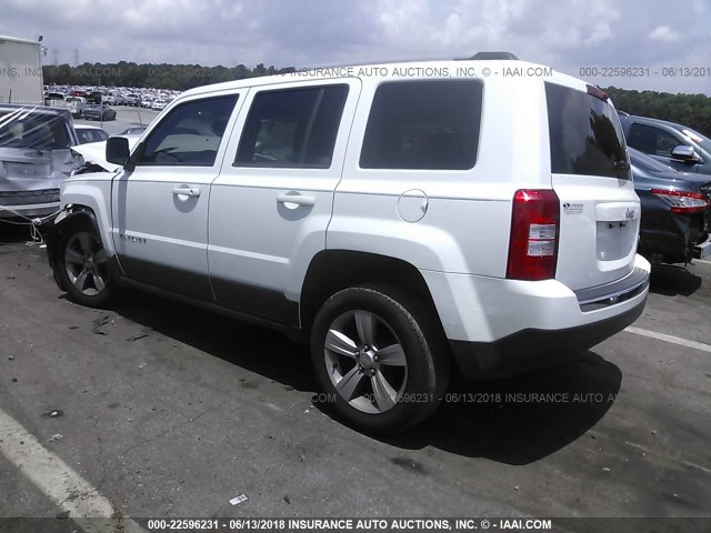 1C4NJPCBXED805688 - 2014 JEEP PATRIOT LIMITED WHITE photo 3