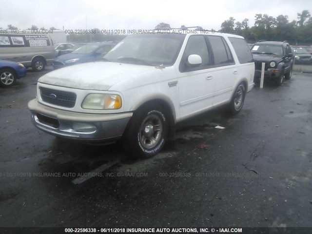 1FMEU1763VLA32100 - 1997 FORD EXPEDITION WHITE photo 2