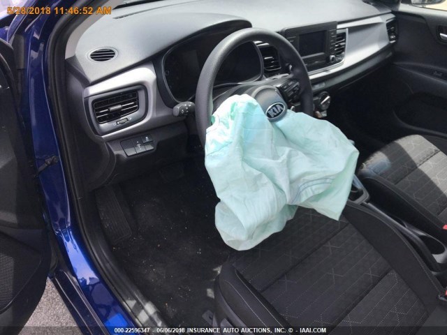 3KPA24ABXJE053559 - 2018 KIA RIO LX/S BLUE photo 13