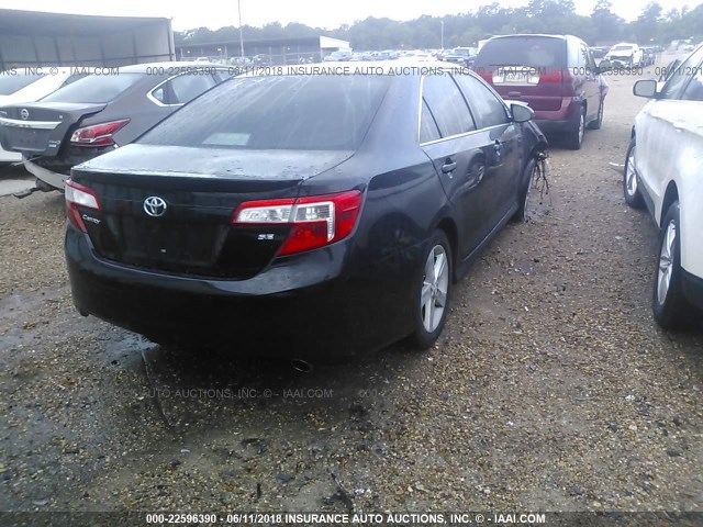 4T1BF1FK2CU109137 - 2012 TOYOTA CAMRY SE/LE/XLE 黑色 照片 4
