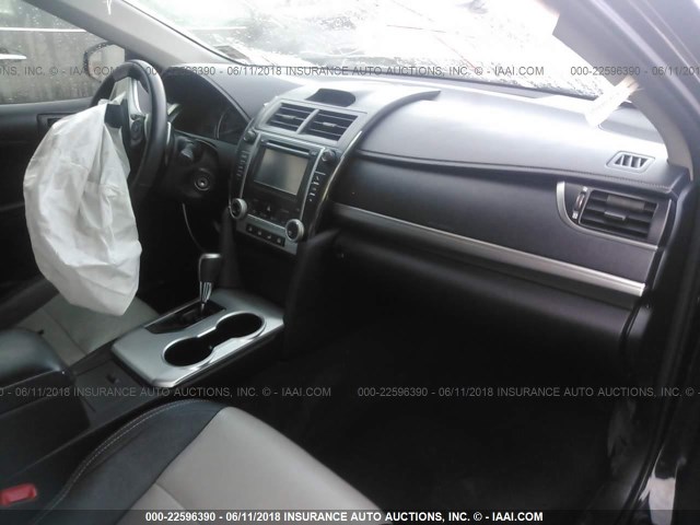 4T1BF1FK2CU109137 - 2012 TOYOTA CAMRY SE/LE/XLE 黑色 照片 5