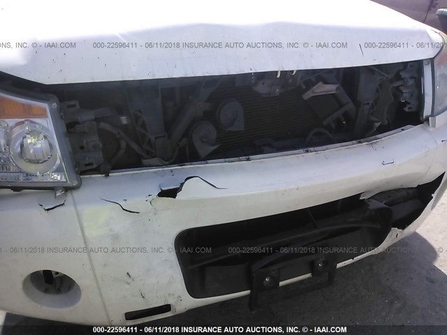 1N6BA07D79N309248 - 2009 NISSAN TITAN XE/SE/LE WHITE photo 6