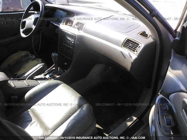 4T1BF28K8WU057942 - 1998 TOYOTA CAMRY CE/LE/XLE 金色 照片 5