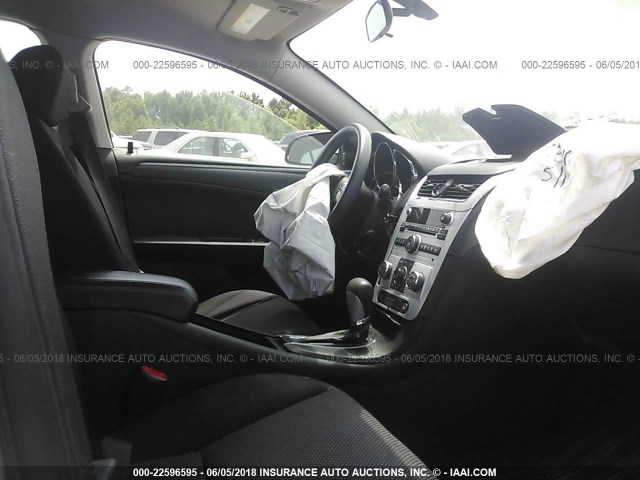 1G1ZH57B89F117171 - 2009 CHEVROLET MALIBU 1LT ვერცხლისფერი ფოტო 5