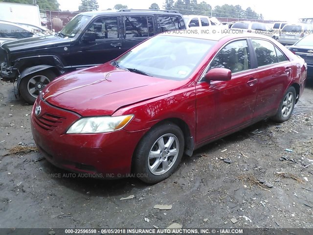 4T1BE46K47U014427 - 2007 TOYOTA CAMRY NEW GENERAT CE/LE/XLE/SE RED photo 2