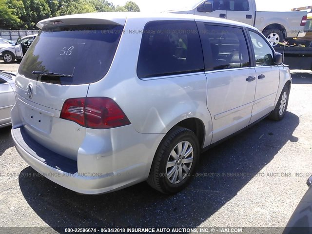 2V8HW44129R601350 - 2009 VOLKSWAGEN ROUTAN S SILVER photo 4