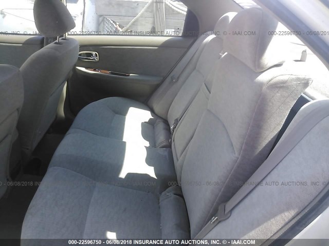 KNAGD126545333584 - 2004 KIA OPTIMA LX/EX WHITE photo 8