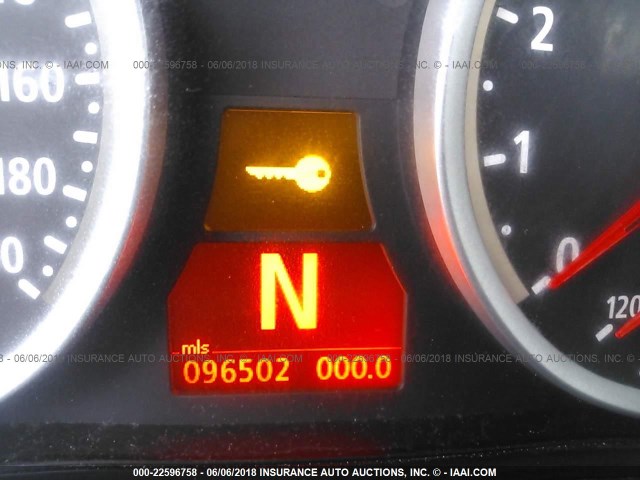 WBSNB93556B582422 - 2006 BMW M5 Light Blue photo 7