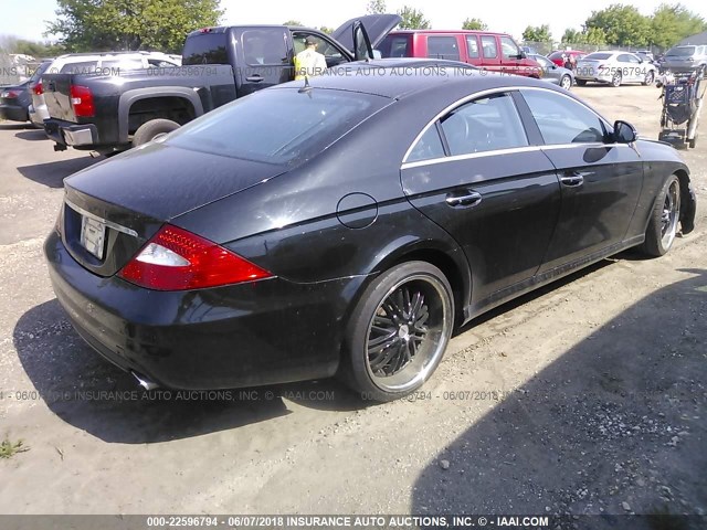 WDDDJ75X66A019268 - 2006 MERCEDES-BENZ CLS 500C BLACK photo 4