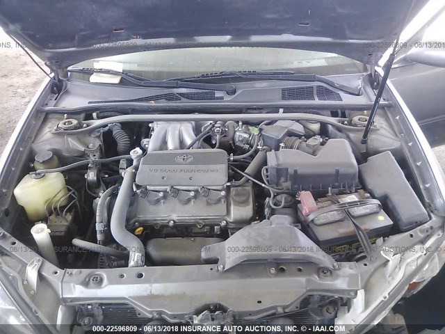 JTDBF32K020005919 - 2002 TOYOTA CAMRY LE/XLE/SE ნაცრისფერი ფოტო 10