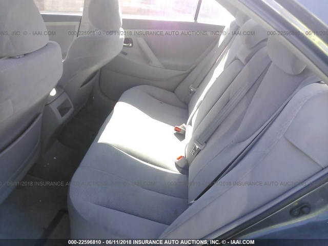 4T4BF3EK1AR020076 - 2010 TOYOTA CAMRY SE/LE/XLE GRAY photo 8