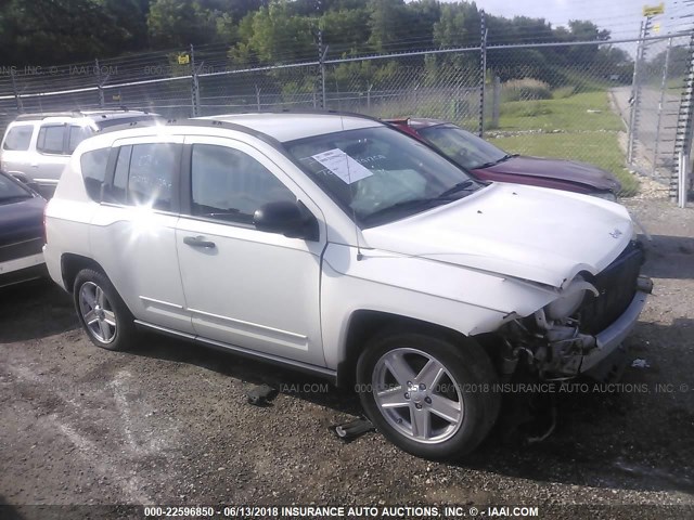 1J8FT47W58D537415 - 2008 JEEP COMPASS SPORT WHITE photo 1