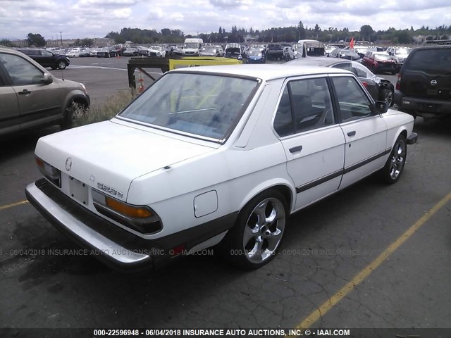 WBADK8309J9900847 - 1988 BMW 528 E AUTOMATIC WHITE photo 4