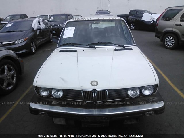 WBADK8309J9900847 - 1988 BMW 528 E AUTOMATIC WHITE photo 6