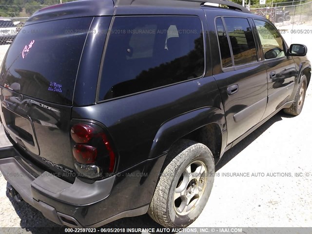 1GNET16S946113287 - 2004 CHEVROLET TRAILBLAZER EXT LS/EXT LT BLACK photo 4