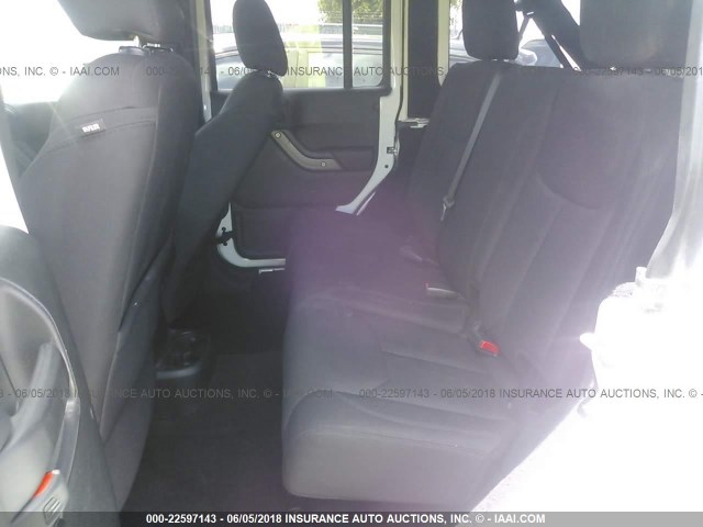 1C4HJWDG0GL265939 - 2016 JEEP WRANGLER UNLIMITE SPORT WHITE photo 8