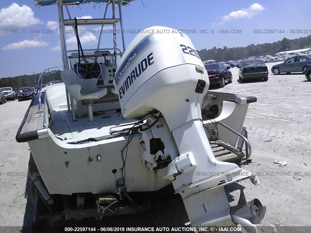 BWC6335B1485 - 1985 BOSTON WHALER OUTRAGE 18  Unknown photo 10