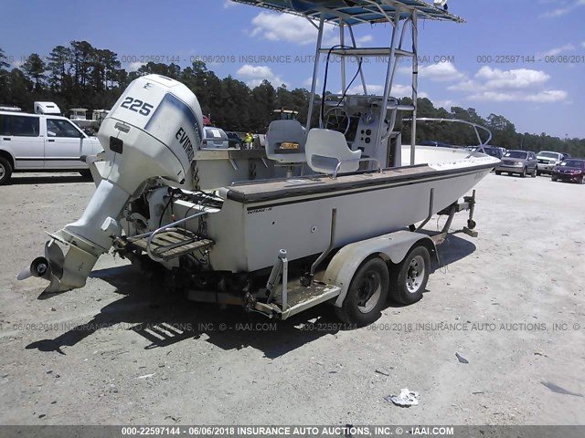 BWC6335B1485 - 1985 BOSTON WHALER OUTRAGE 18  Unknown photo 4