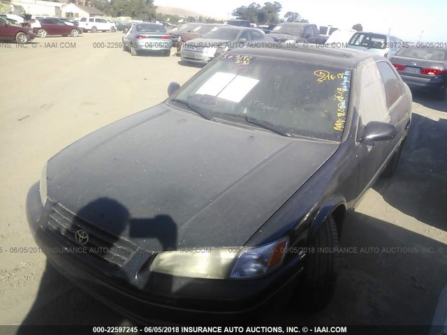 JT2BF28K6X0181391 - 1999 TOYOTA CAMRY LE/XLE BLACK photo 2