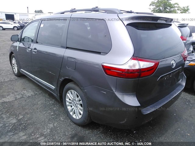 5TDYK3DC9FS591874 - 2015 TOYOTA SIENNA XLE/LIMITED GRAY photo 3