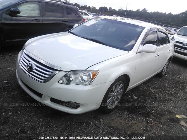 4T1BK36BX8U274612 - 2008 TOYOTA AVALON XL/XLS/TOURING/LIMITED WHITE photo 2