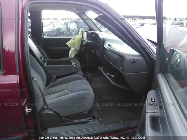 2GCEK13T561156799 - 2006 CHEVROLET SILVERADO K1500 MAROON photo 5