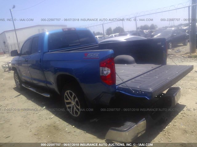 5TFRM5F14JX124984 - 2018 TOYOTA TUNDRA DOUBLE CAB SR/SR5 BLUE photo 3