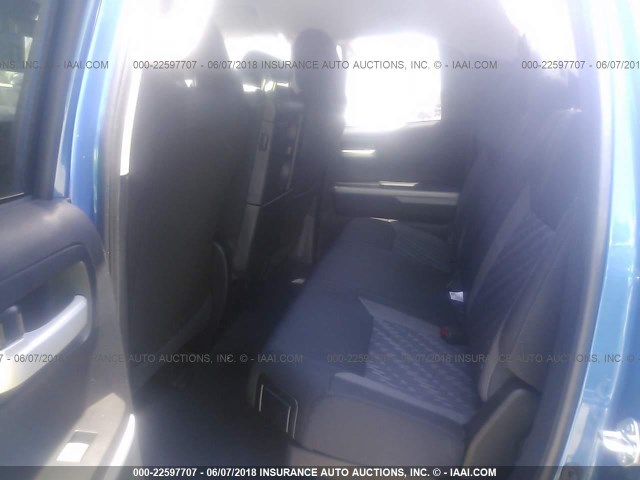 5TFRM5F14JX124984 - 2018 TOYOTA TUNDRA DOUBLE CAB SR/SR5 BLUE photo 8
