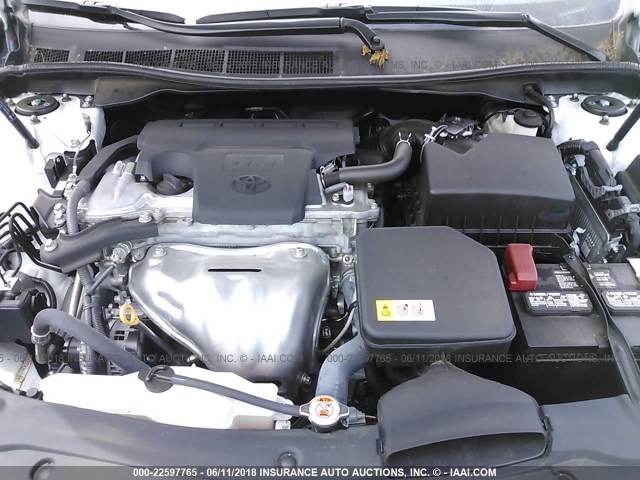 4T1BF1FK1HU404639 - 2017 TOYOTA CAMRY LE/XLE/SE/XSE 白色 照片 10