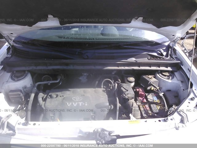 JTLKT324X64071004 - 2006 TOYOTA SCION XB WHITE photo 10