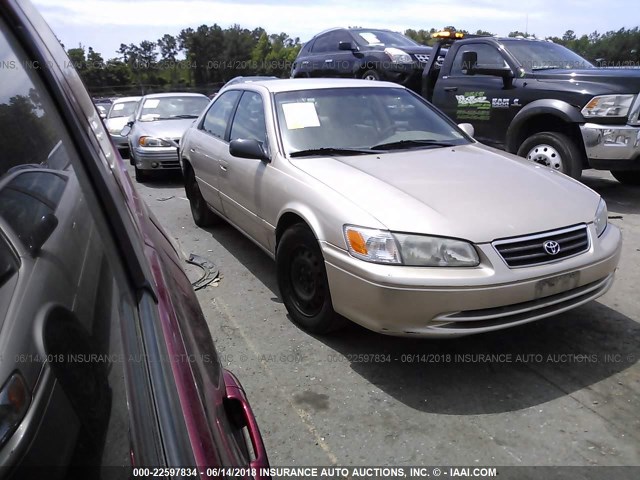 4T1BG22K7YU964688 - 2000 TOYOTA CAMRY CE/LE/XLE GOLD photo 1