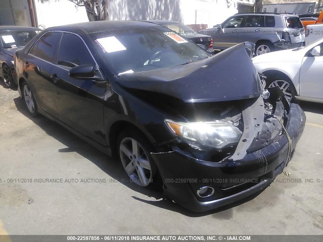 4T1BF1FK4CU126683 - 2012 TOYOTA CAMRY SE/LE/XLE BLACK photo 1
