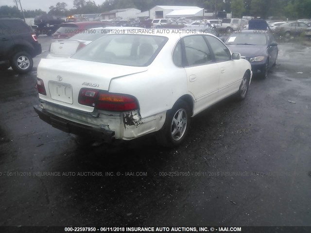 4T1BF18BXWU265881 - 1998 TOYOTA AVALON XL/XLS WHITE photo 4