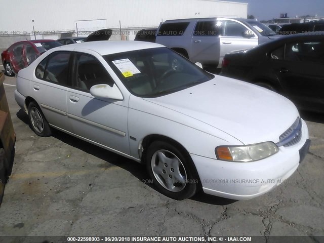 1N4DL01D11C159867 - 2001 NISSAN ALTIMA XE/GXE/SE WHITE photo 1