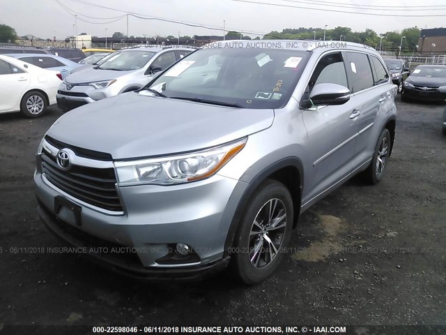 5TDJKRFH2GS263467 - 2016 TOYOTA HIGHLANDER XLE ვერცხლისფერი ფოტო 2