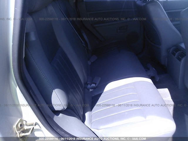 1J4GR48K95C721824 - 2005 JEEP GRAND CHEROKEE LAREDO/COLUMBIA/FREEDOM 银色 照片 8