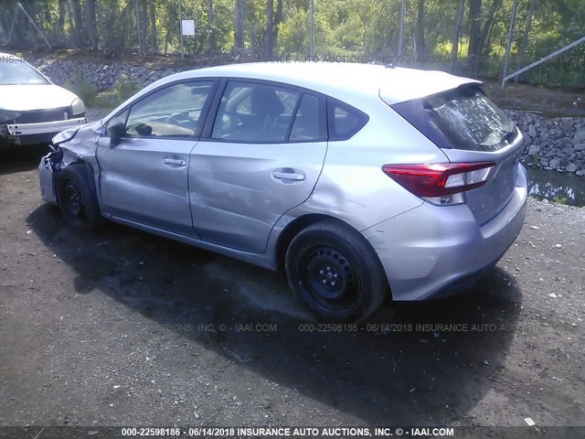 4S3GTAA6XH3745122 - 2017 SUBARU IMPREZA SILVER photo 3