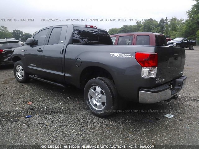 5TFUW5F17CX260792 - 2012 TOYOTA TUNDRA DOUBLE CAB SR5 GRAY photo 3