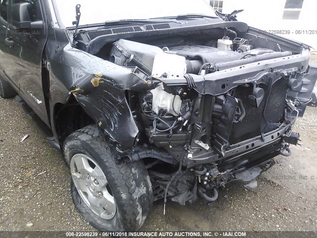 5TFUW5F17CX260792 - 2012 TOYOTA TUNDRA DOUBLE CAB SR5 GRAY photo 6