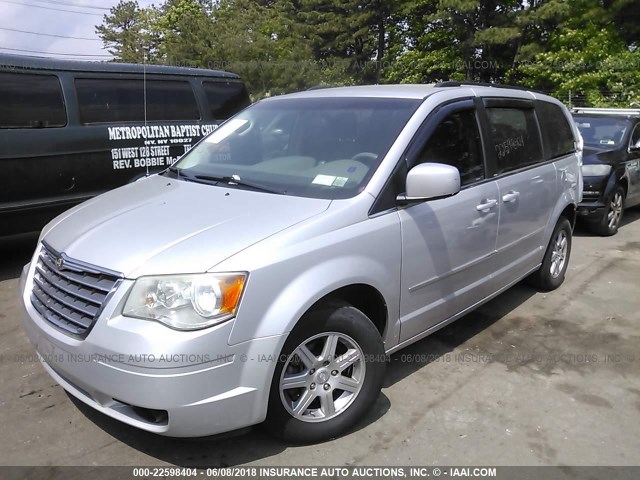 2A4RR5D10AR351263 - 2010 CHRYSLER TOWN & COUNTRY TOURING SILVER photo 2