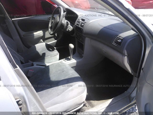 2T1BR12EXXC128288 - 1999 TOYOTA COROLLA VE/CE/LE 银色 照片 5