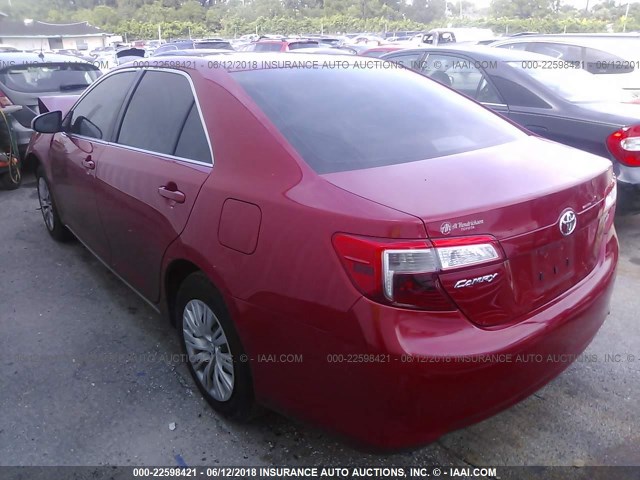4T1BF1FK8CU530330 - 2012 TOYOTA CAMRY SE/LE/XLE RED photo 3