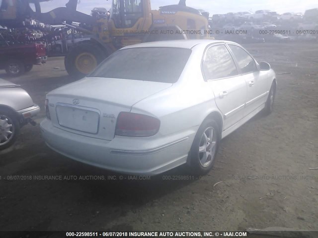 KMHWF35H65A207739 - 2005 HYUNDAI SONATA GLS/LX WHITE photo 4