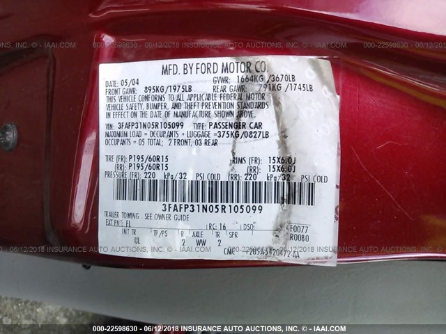 3FAFP31N05R105099 - 2005 FORD FOCUS ZX3 RED photo 9