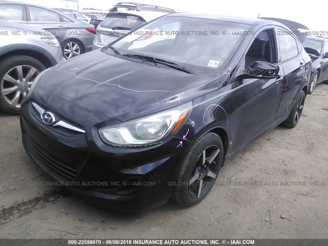 KMHCT4AE0DU576493 - 2013 HYUNDAI ACCENT GLS/GS BLACK photo 2