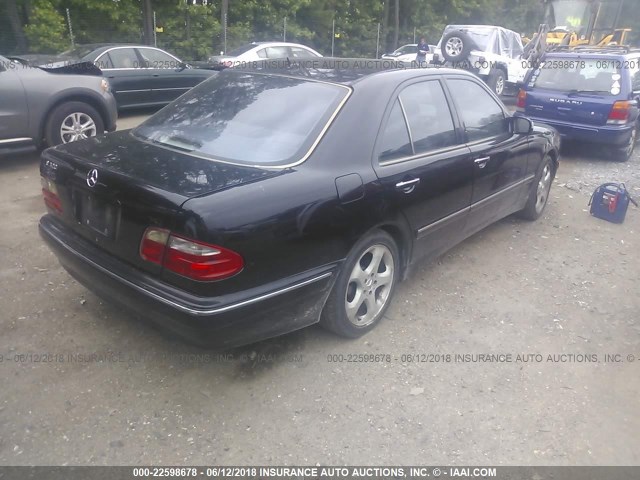 WDBJF65J42B474031 - 2002 MERCEDES-BENZ E 320 BLACK photo 4