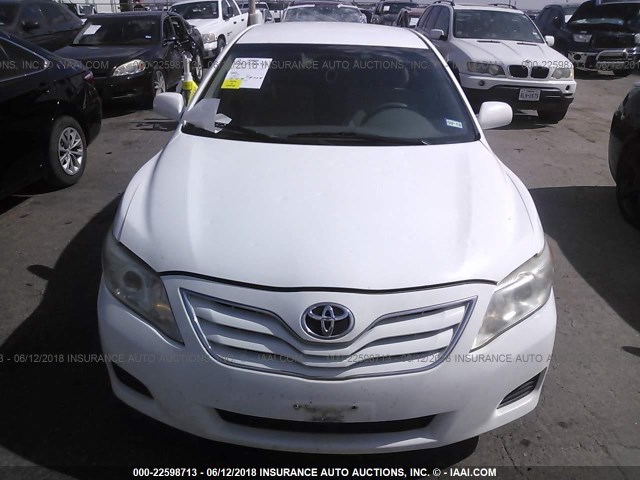 4T4BF3EK8BR198181 - 2011 TOYOTA CAMRY SE/LE/XLE WHITE photo 6