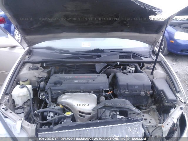 4T1BE32KX4U279140 - 2004 TOYOTA CAMRY LE/XLE/SE შამპანური ფოტო 10